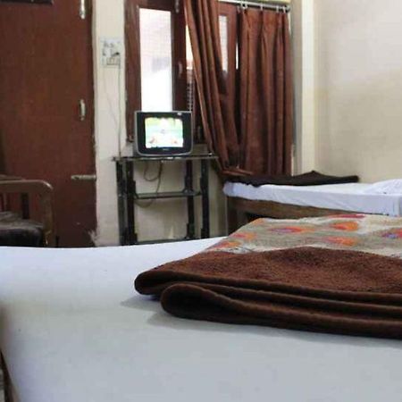 Hotel Vardaan Kankhal Экстерьер фото