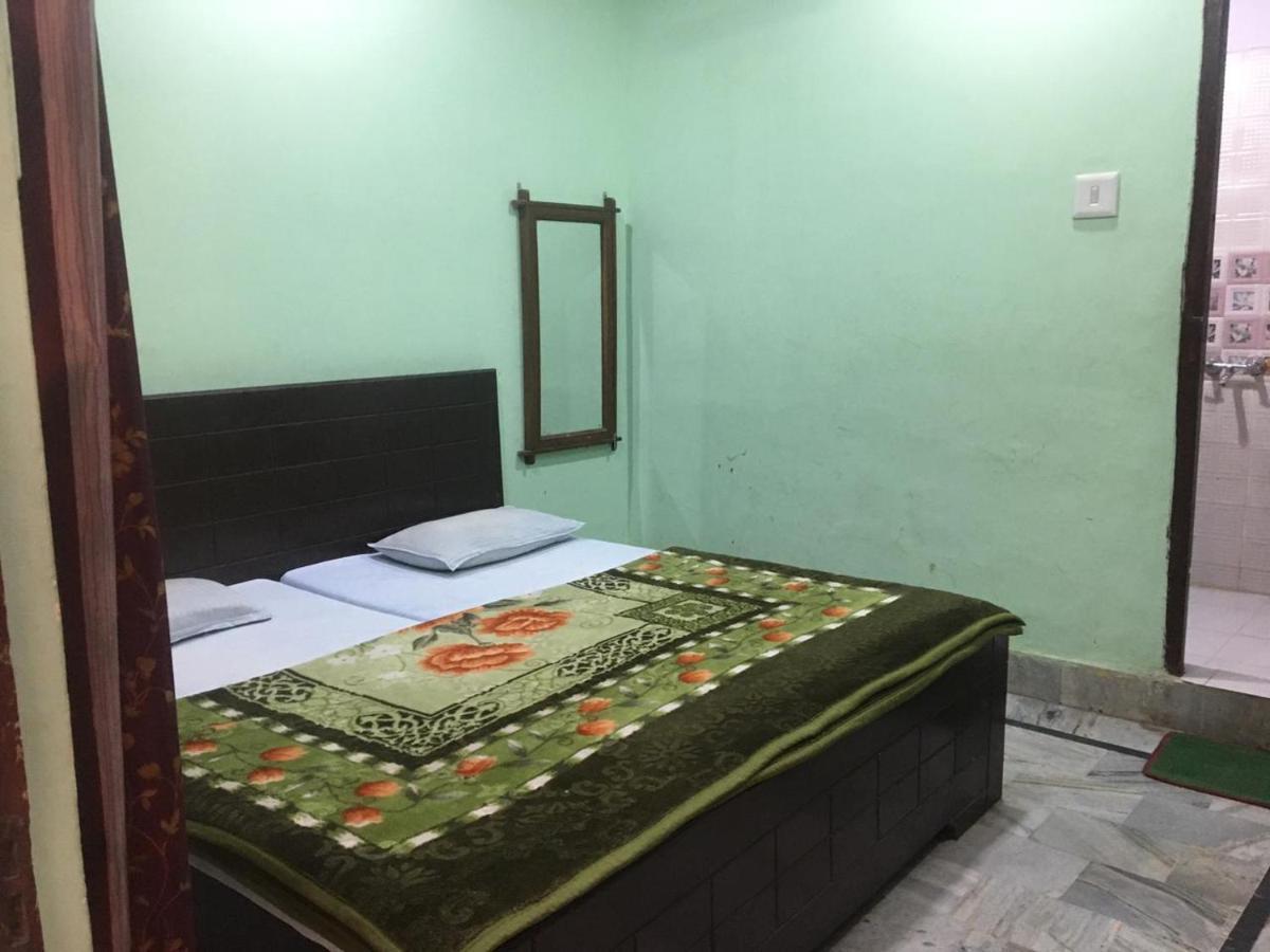 Hotel Vardaan Kankhal Экстерьер фото